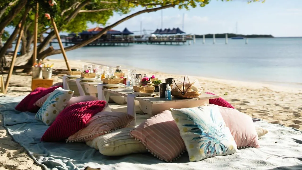 Luxurious Ocean View Getaway Villa Noord